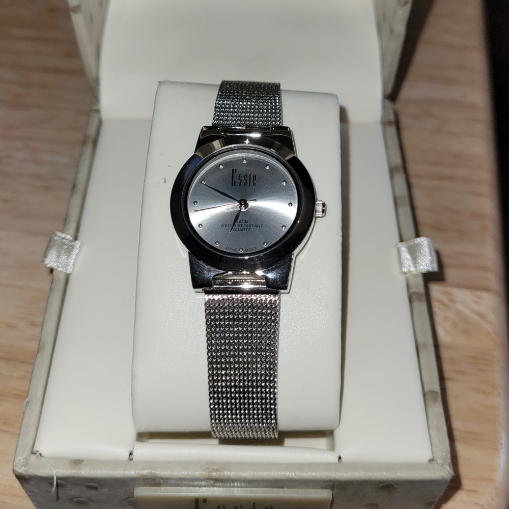 Essie Watch , new
